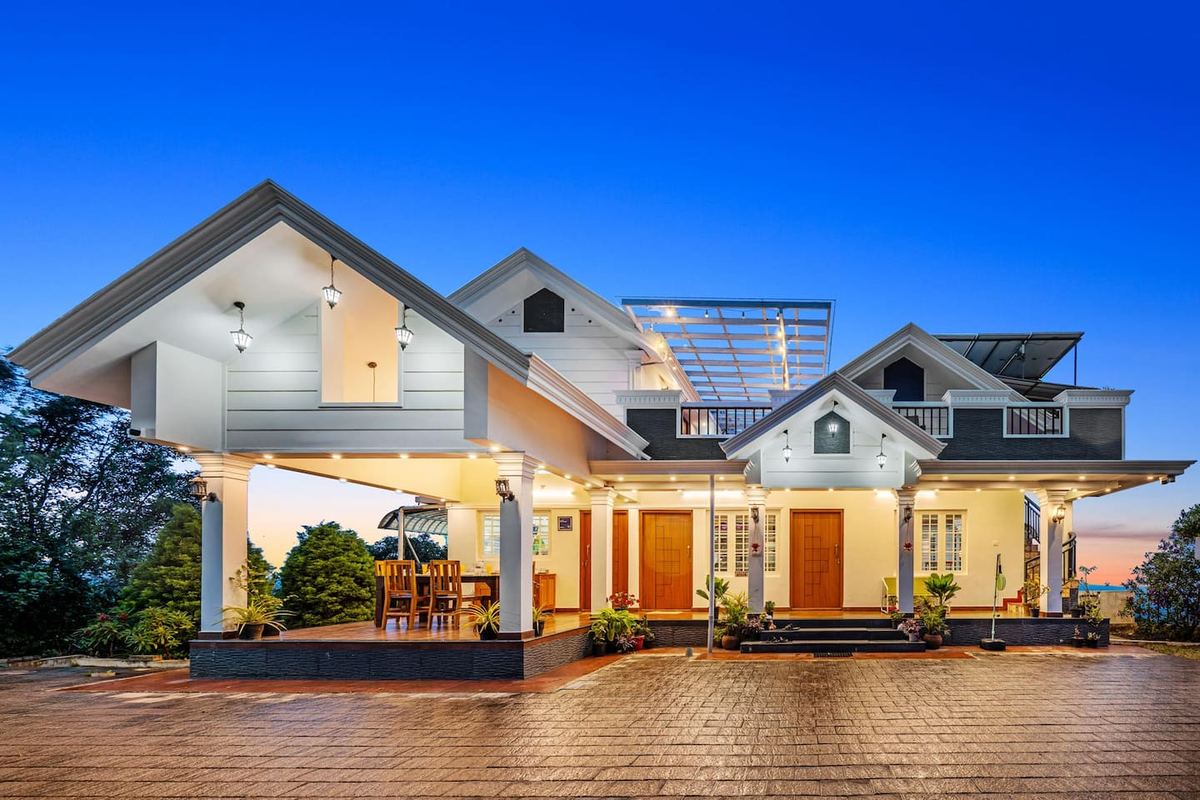 Villa exterior blue hour